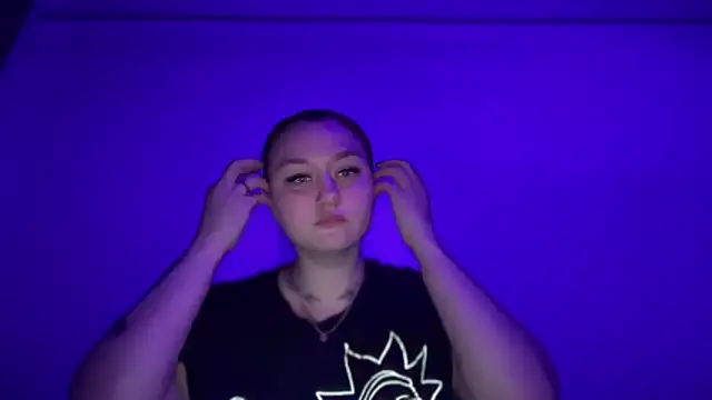 Snapshot of Isabel-Bailey chatting on November 2025 09:19:01 PM Isabel-Bailey online show from November 2025 09:19:01 PM