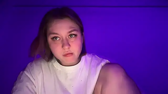 Snapshot of Isabel-Bailey chatting on October 2025 09:01:01 PM Isabel-Bailey online show from October 2025 09:01:01 PM