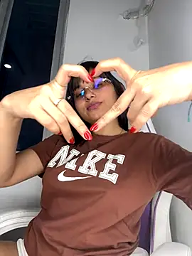 Cuteprincess21 online show from November 2025 03:33:02 AM