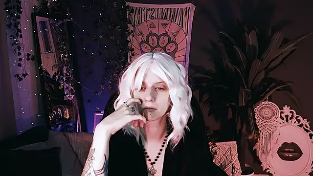 Noah ElmerX online show from November 2025 04:43:02 PM
