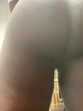 YesTheSexiest online show from November 2025 09:26:02 AM