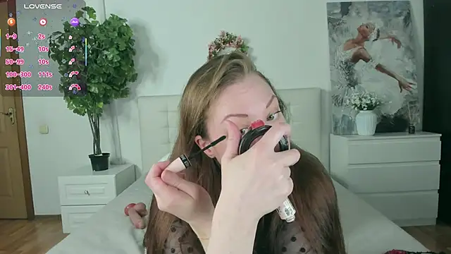 CutieGinger online show from May 2026 06:00:02 AM