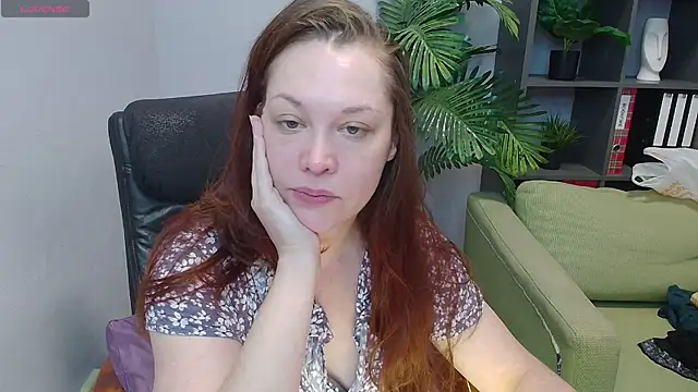 Snapshot of CutieGinger chatting on September 2025 11:50:02 AM CutieGinger online show from September 2025 11:50:02 AM