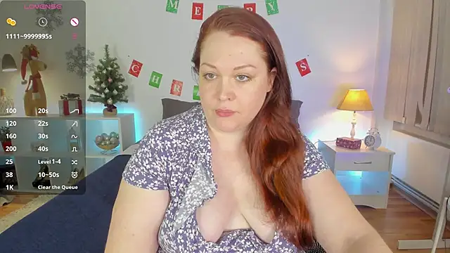 Snapshot of CutieGinger chatting on December 2024 10:02:02 PM CutieGinger online show from December 2024 10:02:02 PM