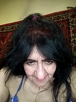 Lovely Lori online show from November 2025 05:28:01 PM