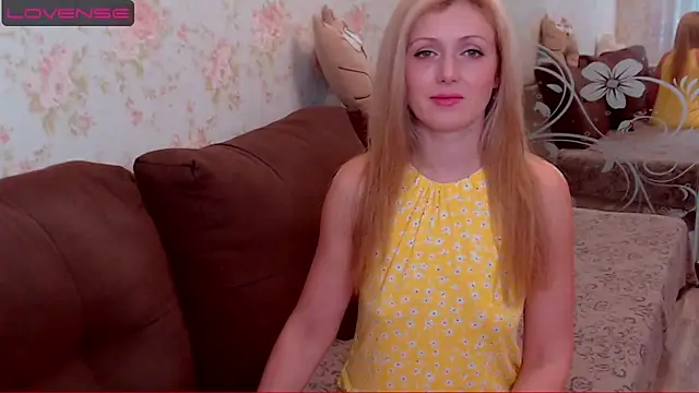 Snapshot of Ninochka87 chatting on March 2025 02:55:01 PM Ninochka87 online show from March 2025 02:55:01 PM