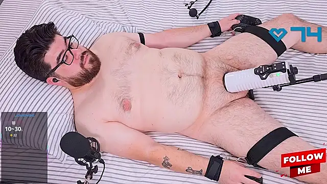 jax luna online show from November 2025 06:39:01 AM