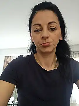 bruneta sexy23 online show from April 2026 10:40:01 AM