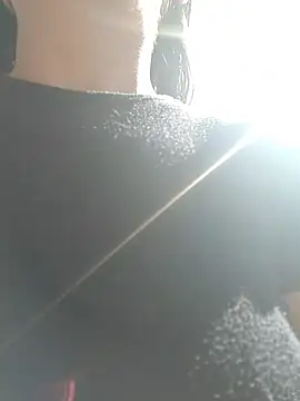 Rafaelayamazaki online show from April 2026 01:02:02 PM