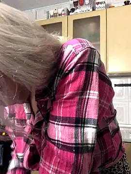 Kristina03 online show from October 2025 10:09:01 PM