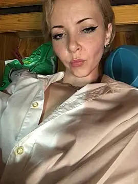 Kristina03 online show from February 2025 10:49:02 PM