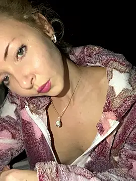 Kristina03 online show from December 2025 09:37:02 PM