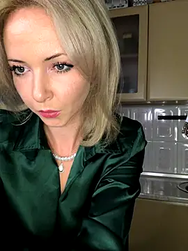 Kristina03 online show from October 2025 08:30:01 PM