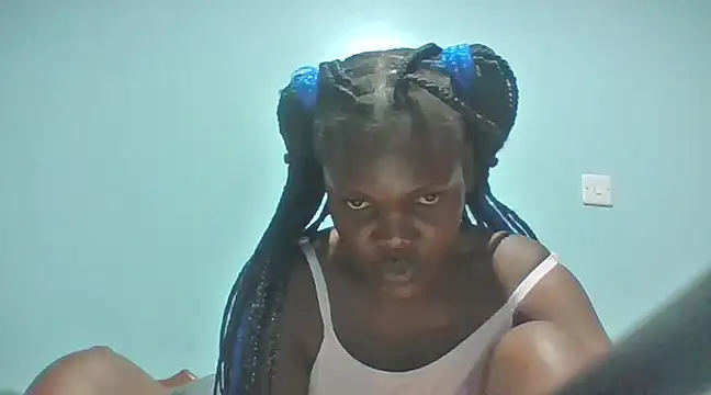 Snapshot of cute_roxie chatting on February 2025 09:39:01 PM cute roxie online show from February 2025 09:39:01 PM
