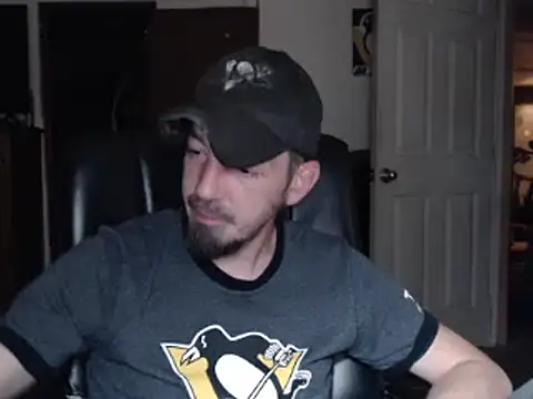 pensguy30 online show from December 2024 02:41:02 AM