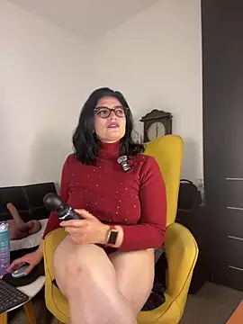 adriana71 online show from May 2026 02:21:02 AM