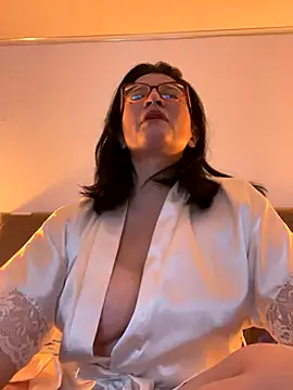 adriana71 online show from November 2025 03:43:01 AM