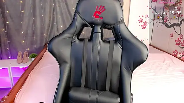 Michel Momsen online show from March 2026 12:06:02 PM