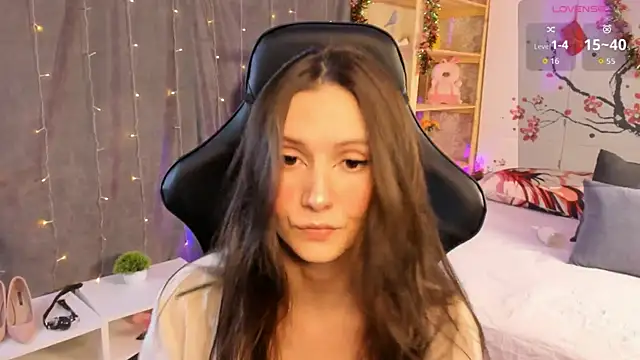 Michel Momsen online show from February 2026 12:46:02 PM