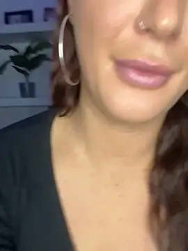 Snapshot of MissyLeeX chatting on March 2025 06:43:02 PM MissyLeeX online show from March 2025 06:43:02 PM