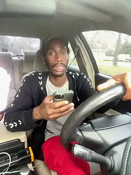 Snapshot of ITSONLYKENNY chatting on February 2025 03:24:02 PM ITSONLYKENNY online show from February 2025 03:24:02 PM