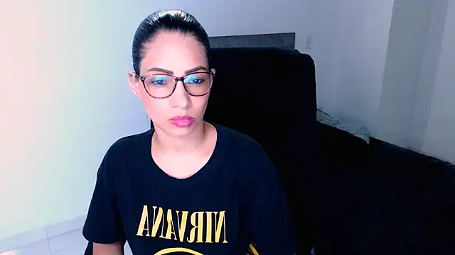 diana  34 online show from May 2026 12:19:02 AM