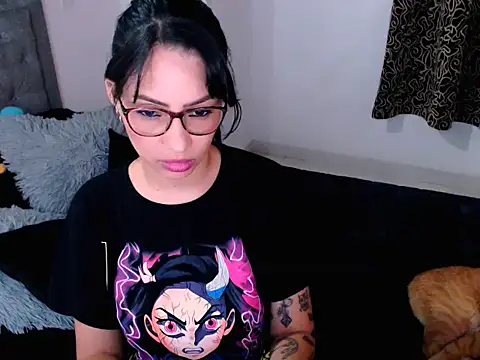 diana  34 online show from December 2025 02:37:02 AM