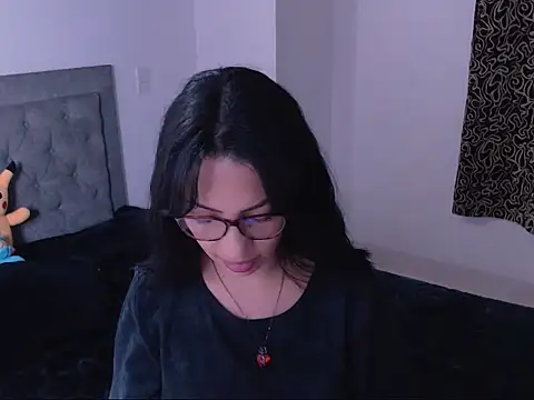 Snapshot of diana__34 chatting on September 2025 12:59:02 AM diana 34 online show from September 2025 12:59:02 AM