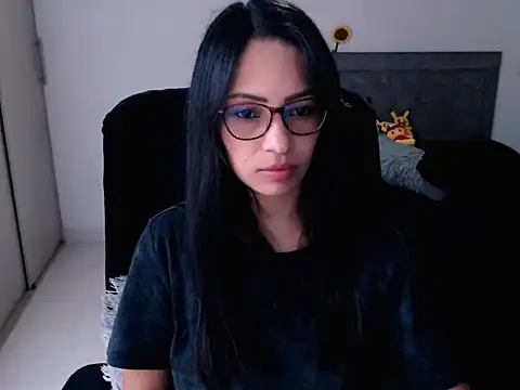 diana  34 online show from March 2026 01:11:02 AM