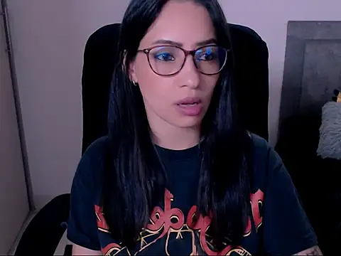 diana  34 online show from October 2025 12:53:01 AM