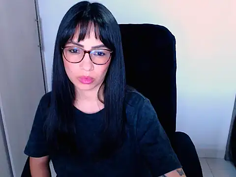 diana  34 online show from November 2025 11:38:01 PM