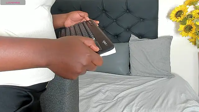 Cristale69 online show from February 2026 06:35:01 PM