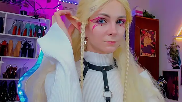 Fridart-house Fortuna online show from November 2025 01:48:02 PM