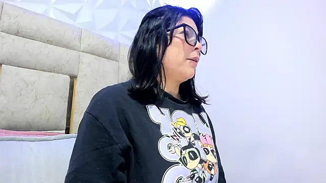 PauletteJ online show from March 2026 11:53:02 AM