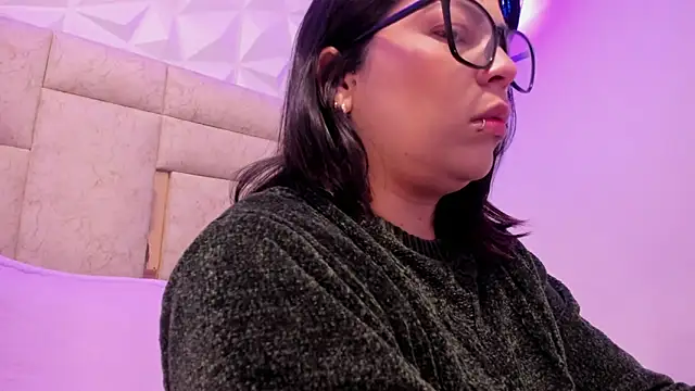 PauletteJ online show from February 2026 11:39:02 AM