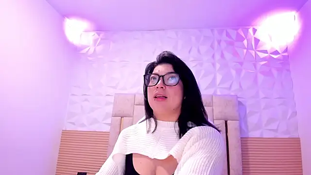 PauletteJ online show from April 2026 11:47:01 AM