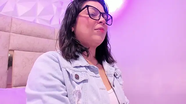 PauletteJ online show from February 2026 11:55:02 AM