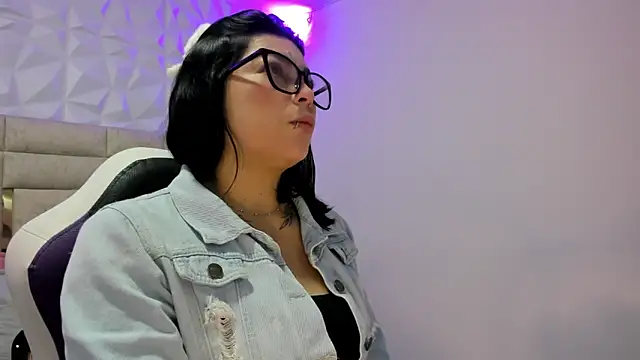 PauletteJ online show from March 2026 11:43:01 AM