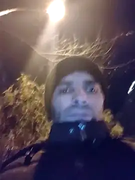 J0nyhson online show from December 2025 04:33:01 PM