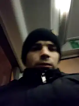 J0nyhson online show from November 2025 04:02:01 AM