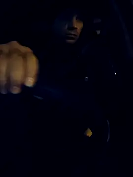 J0nyhson online show from December 2025 04:11:02 AM