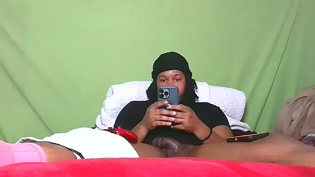 Snapshot of Carolinayoungin chatting on October 2025 08:32:02 PM Carolinayoungin online show from October 2025 08:32:02 PM