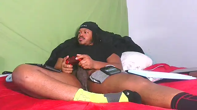 Snapshot of Carolinayoungin chatting on September 2025 10:10:02 PM Carolinayoungin online show from September 2025 10:10:02 PM