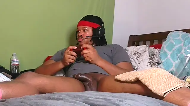 Snapshot of Carolinayoungin chatting on November 2025 08:34:02 PM Carolinayoungin online show from November 2025 08:34:02 PM