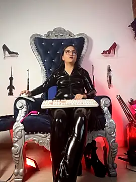 abbymora online show from November 2025 04:12:01 AM