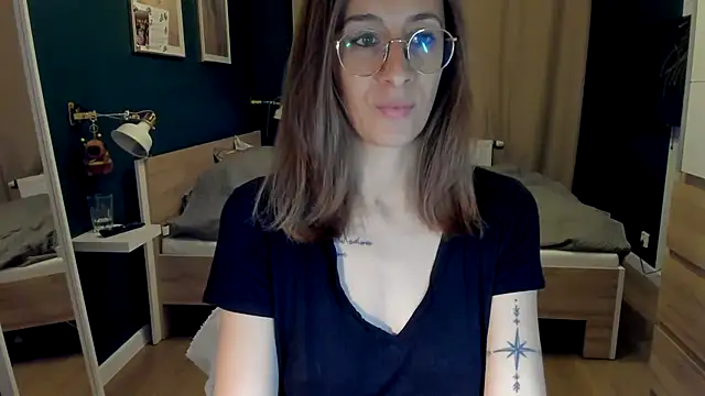 DesireMore90 online show from April 2026 10:47:02 PM