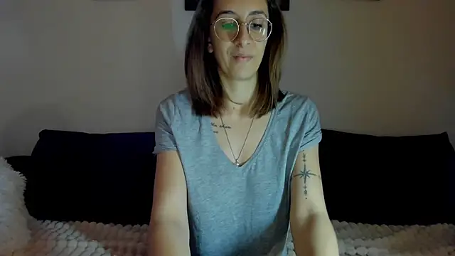 Snapshot of DesireMore90 chatting on February 2026 10:07:01 PM DesireMore90 online show from February 2026 10:07:01 PM