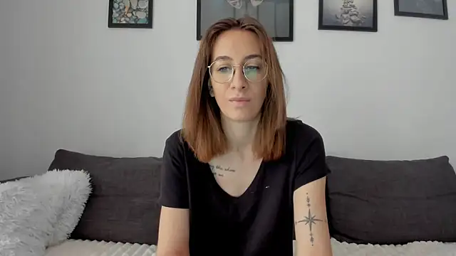 Snapshot of DesireMore90 chatting on February 2026 12:01:02 PM DesireMore90 online show from February 2026 12:01:02 PM