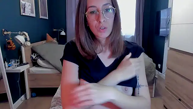 DesireMore90 online show from April 2026 03:26:01 PM