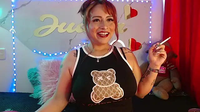 juanitared online show from December 2025 11:56:02 AM